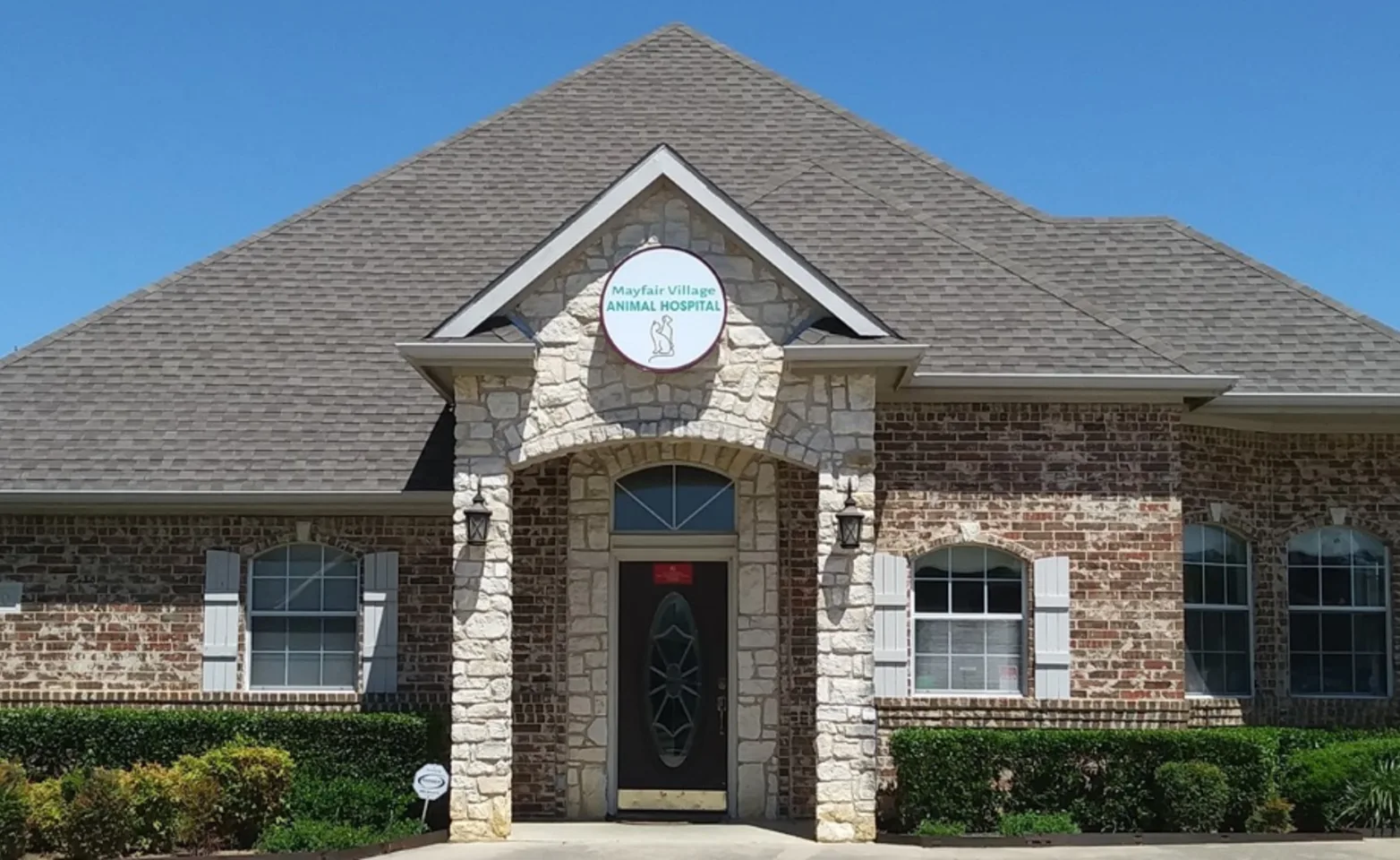 Front Exterior of Mayfair Village Animal Hospital